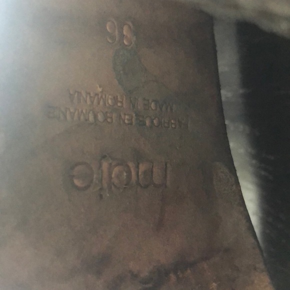 Suede booties - Picture 5 of 7